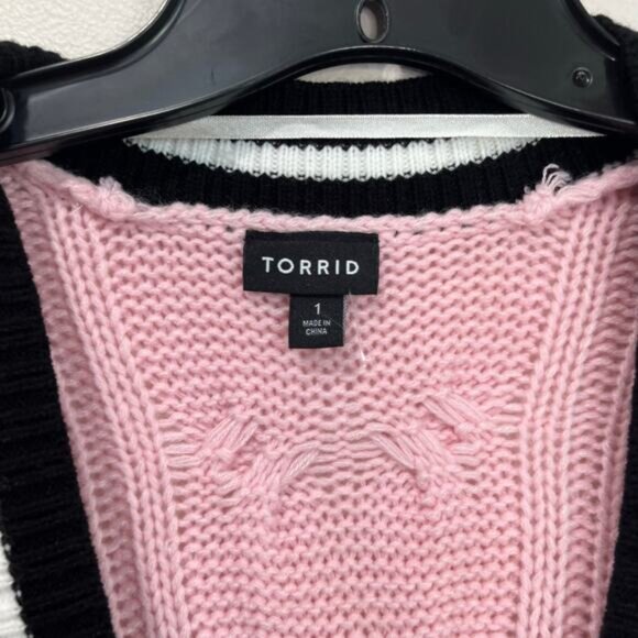 Torrid Pink Cable Knit Cardigan Sweater Size 1-US 14/16 Preppy Varsity Style - Picture 10 of 11